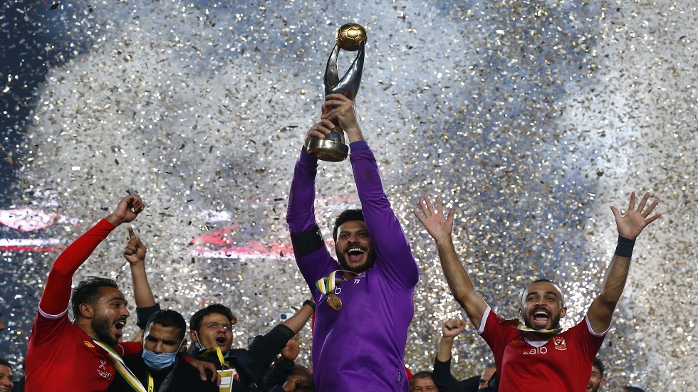 الأهلي المصري بطلا لدوري أبطال أفريقيا بعد فوز مثير على مواطنه الزمالك (فيديو)
