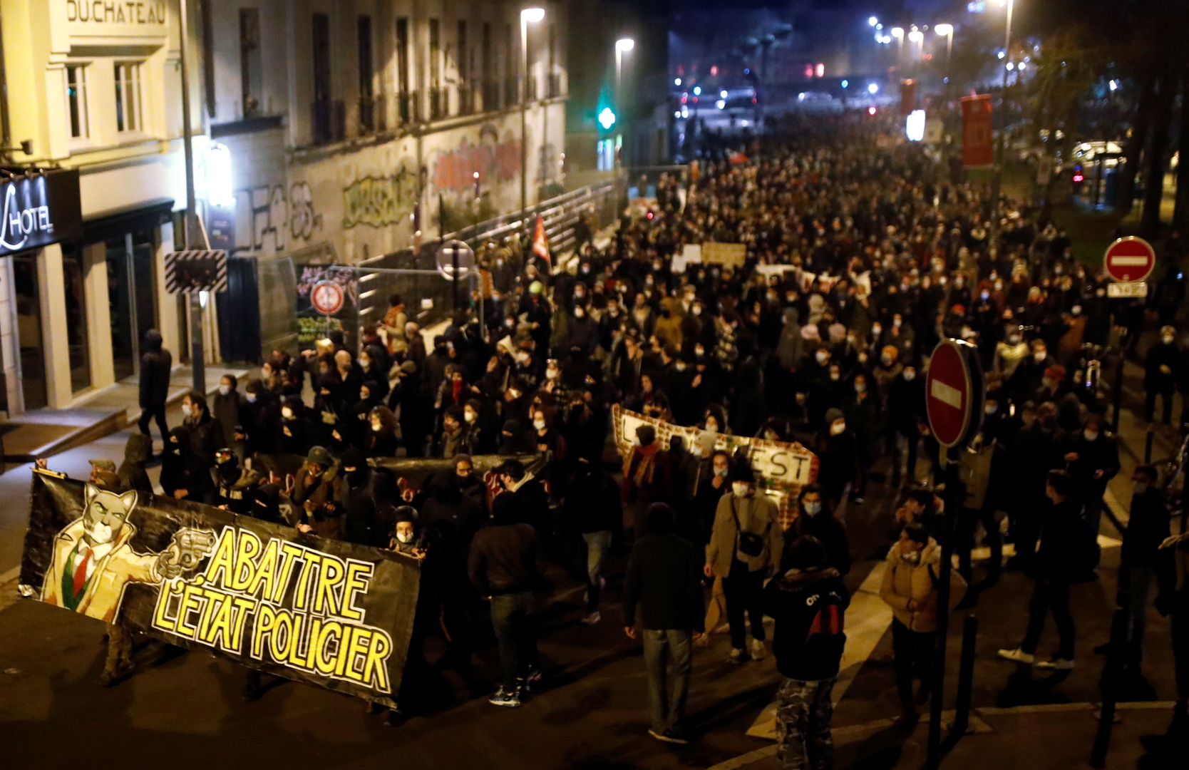 غضب في فرنسا واحتجاجات ضد قانون 