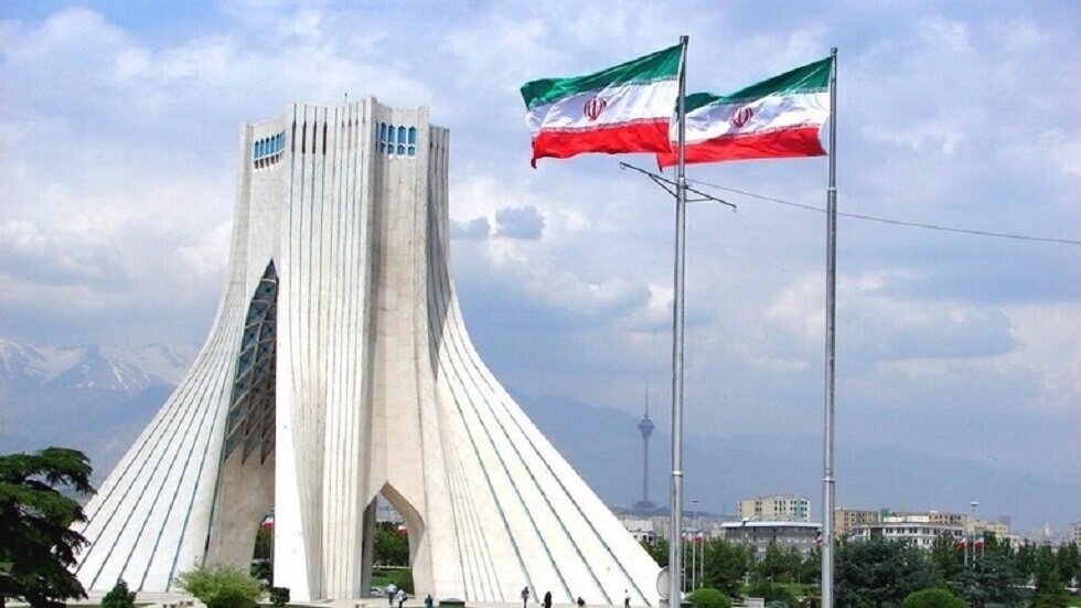 إيران تحدد موعد دفن عالمها فخري زاده