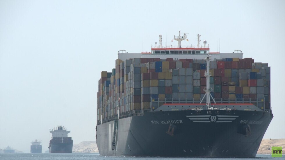 قناة السويس تسجل إيرادا شهريا بنحو 490 مليون دولار على الرغم من أزمة كورونا