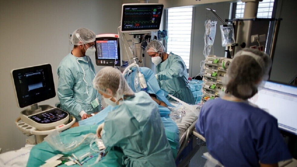 معظم الولايات الأمريكية تتوقع تلقيح العاملين في مجال الرعاية الصحية في غضون 3 أسابيع