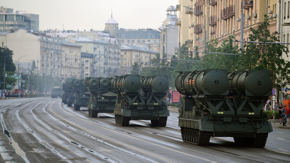 روسيا تنشر صواريخ "إس-300" المحدثة في جزر الكوريل الروسية وطوكيو تحتج