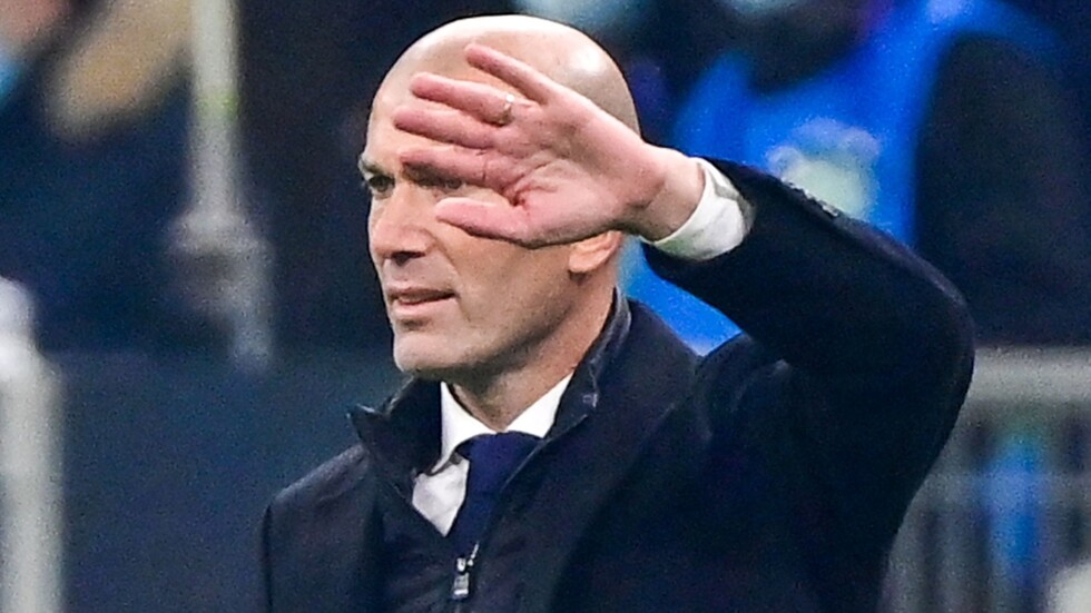 زيدان يواجه شبح الإقالة