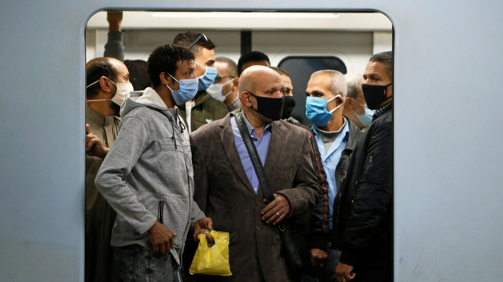 مصر تسجل أعلى حصيلة يومية بإصابات كورونا منذ يوليو