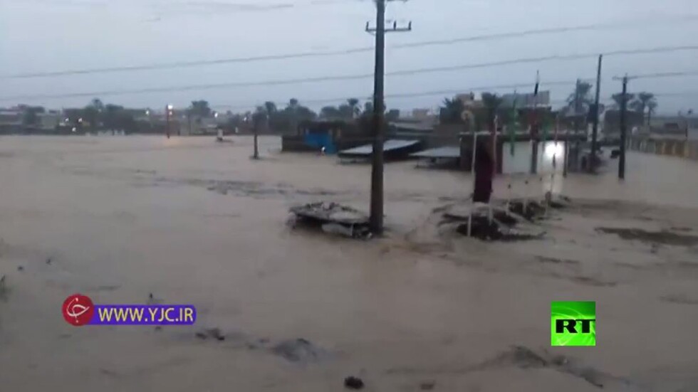 فيضانات في مدينة برازجان الإيرانية