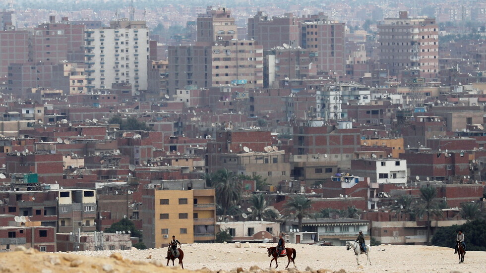 مصر.. المباحث الجنائية تكشف ملابسات انتحار عروسين