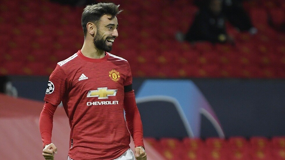 صحيفة تكشف عن مكافأة يحضرها مانشستر يونايتد لنجمه البرتغالي فيرنانديز