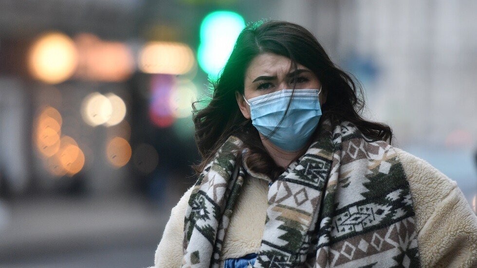 العلماء يحددون فئة من البشر قد يصيبهم كورونا لفترة أطول من غيرهم