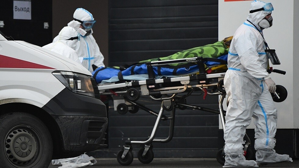 روسيا تسجل 28142 إصابة و456 وفاة جديدة بكورونا