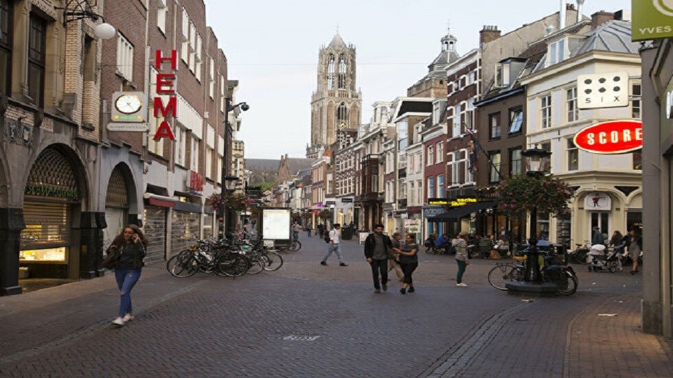 بعد الولايات المتحدة ورومانيا.. اكتشاف "هيكل معدني" آخر غامض في هولندا