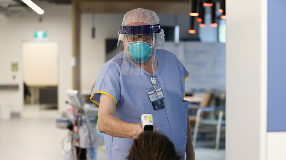 علماء أستراليون يطورون تسلسلا للشفرة الوراثية لتتبع حالات كورونا خلال 4 ساعات