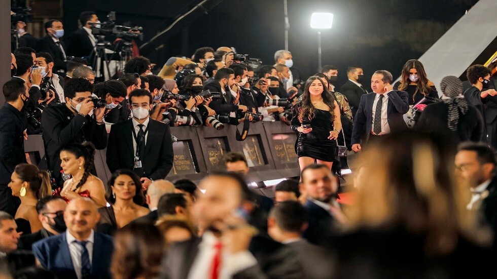 الفيلم البريطاني "ليمبو" يفوز بالهرم الذهبي لمهرجان القاهرة السينمائي