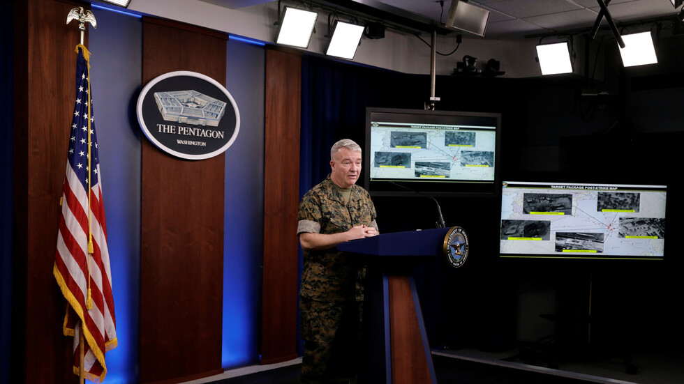 جنرال أمريكي يتكهن بشأن الرد الإيراني على مقتل العالم النووي