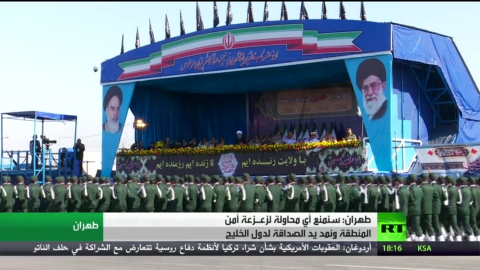 الحرس الثوري يتوعد القوات الأمريكية بالخليج