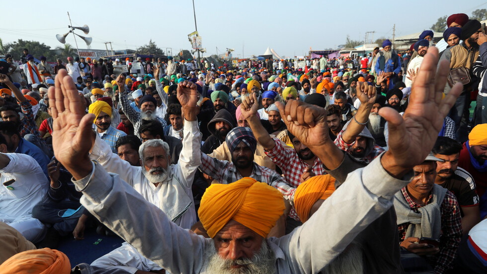 الهند.. مودي يؤكد التزام حكومته برعاية المزارعين