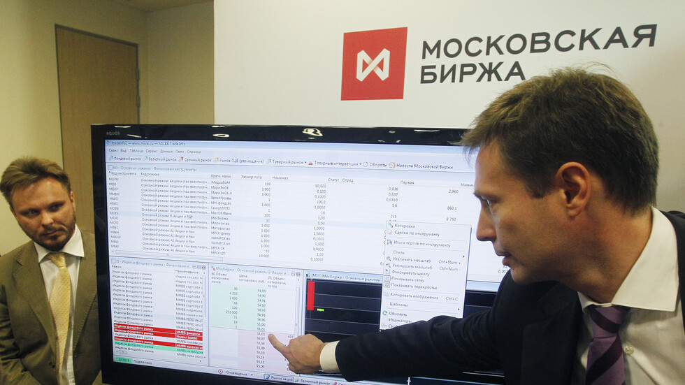بورصة موسكو ترتفع إلى مستويات قياسية