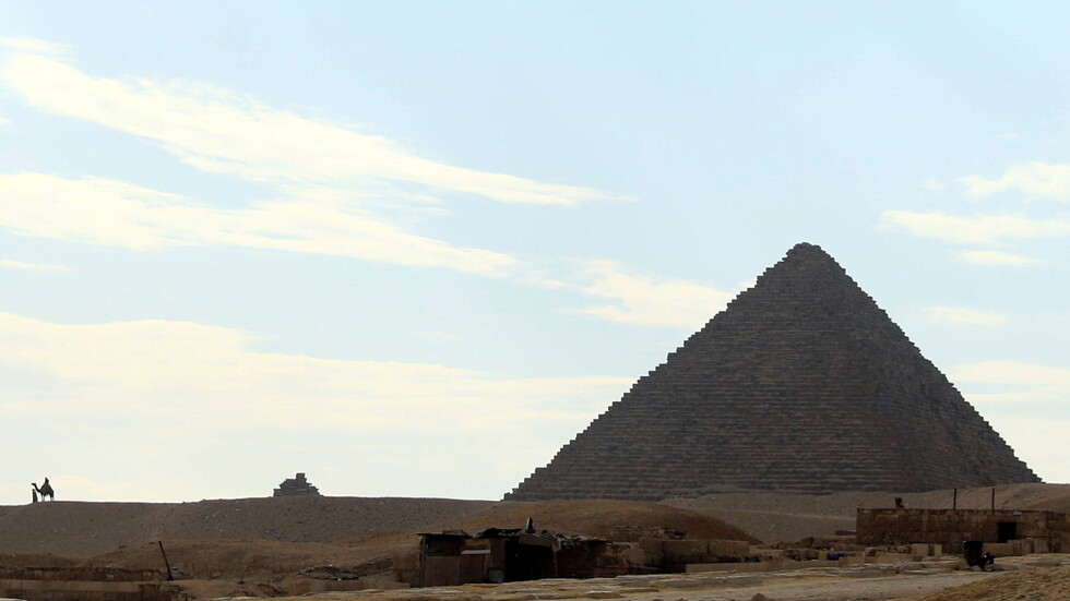 مصر تستعد للإعلان عن أول اكتشاف أثري ضخم في عام 2021