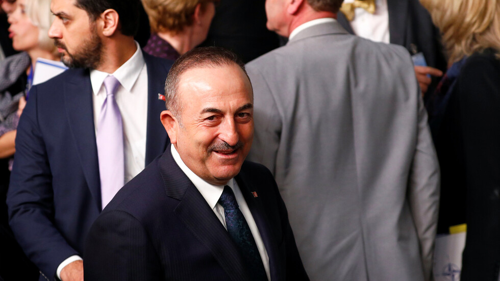 تشاووش أوغلو: سياستنا الخارجية فرضت عدم تخطي تركيا أو إرغامها في ملفات المنطقة