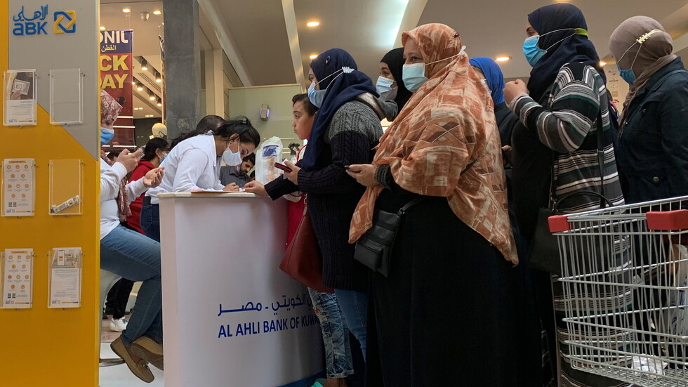 مصر..23 وفاة و523 إصابة جديدة بفيروس كورونا