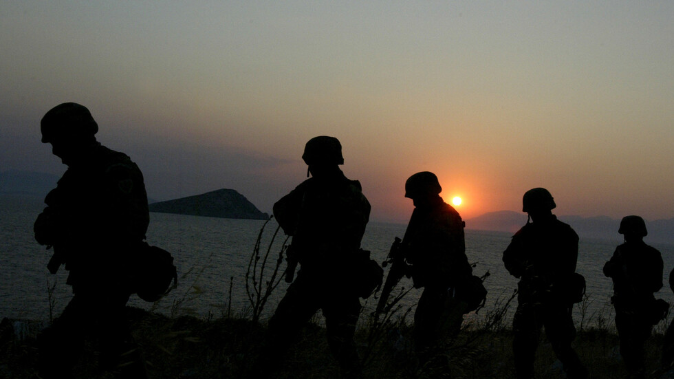 اليونان ترفع إنفاقها العسكري بنسبة 57% على خلفية التوتر العسكري مع تركيا