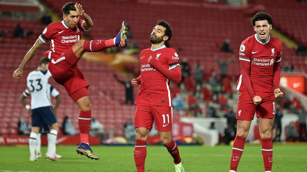 ليفربول يصعق توتنهام في الوقت القاتل وينفرد بصدارة 