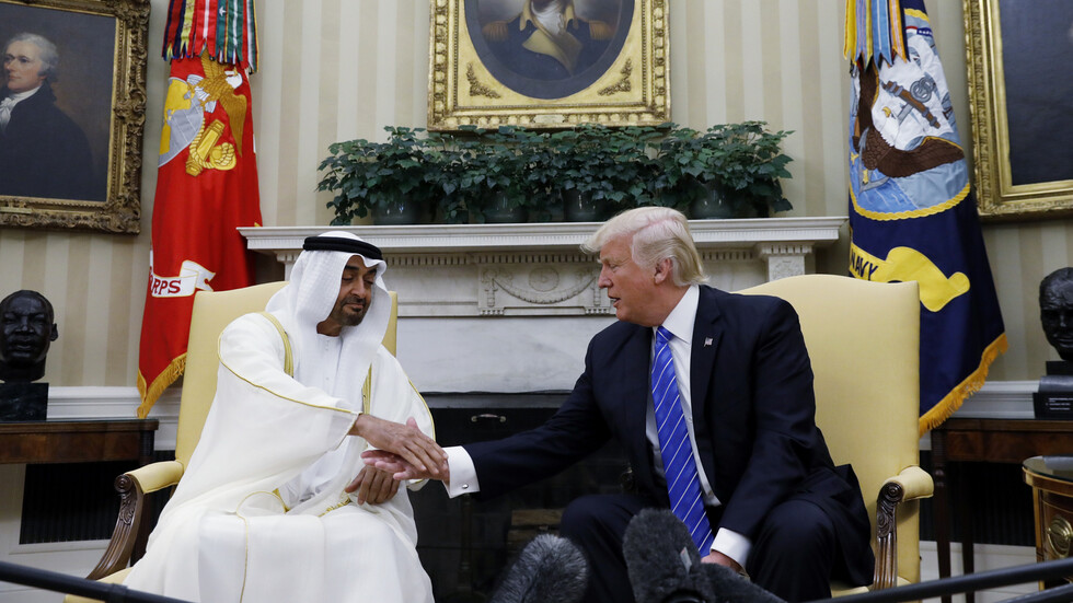 البيت الأبيض: ترامب يهنئ ولي عهد أبوظبي بالتقدم في تطبيق "اتفاقات أبراهام"