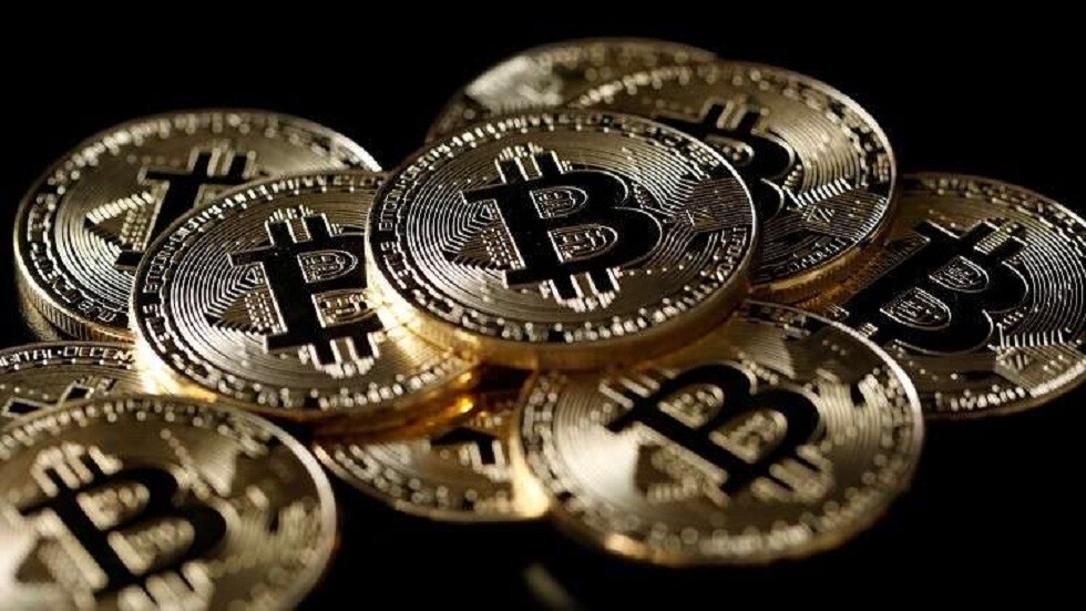 عملة "البيتكوين" تسجل ارتفاعا غير مسبوق للصرف بـ24 ألف دولار