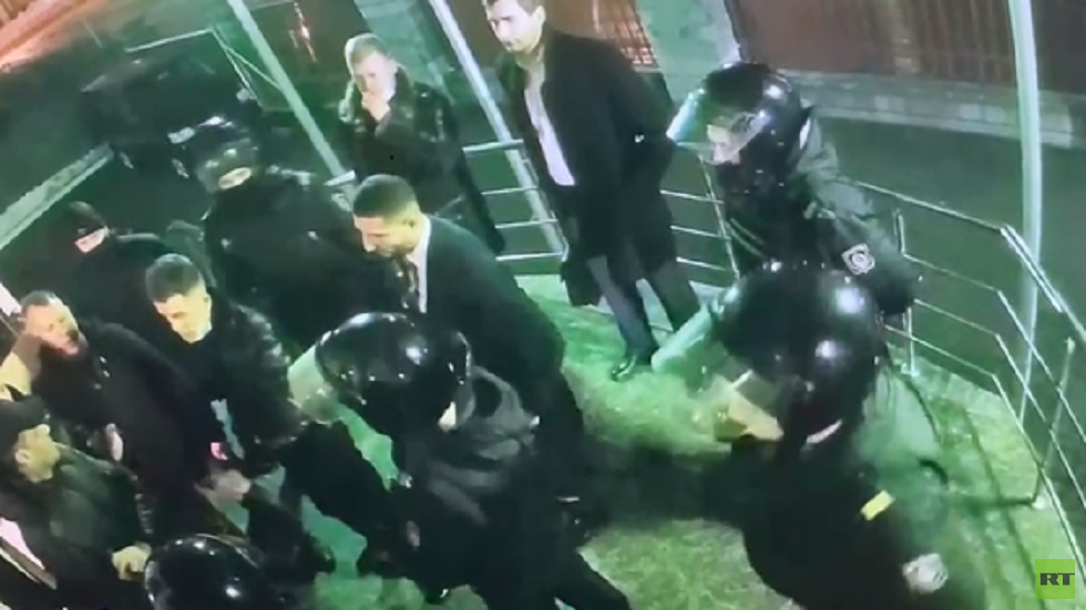 السفارة الليبية في مينسك تتهم أنصار الوفاق بمهاجمة مقرها الأسبوع الماضي