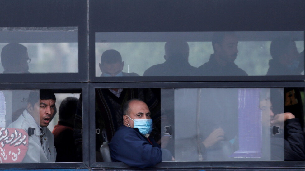 مصر.. 32 وفاة و718 إصابة جديدة بفيروس كورونا