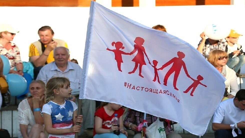 "الدوما" الروسي يرفع سن الشباب إلى 35 عاما