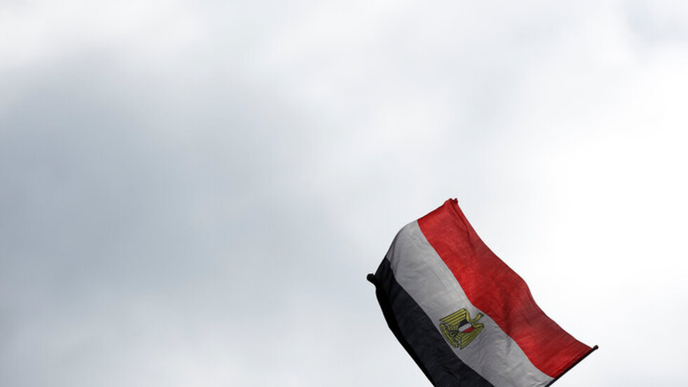 مصر.. وفاة أستاذ جامعي بعد شهر من اتهامه بالإساءة للقرآن