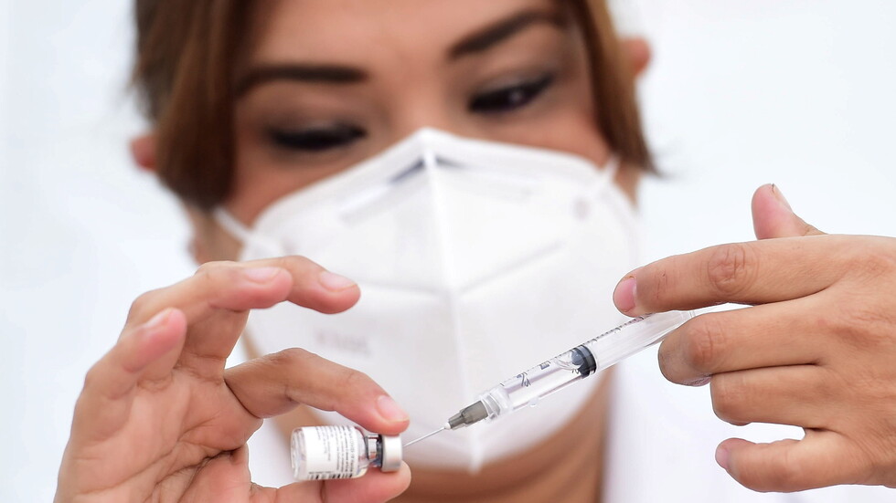 هل لقاحات كورونا حلال أم حرام للمسلمين واليهود.. شركات مصنعة تحسم الجدل وأخرى تتكتم!