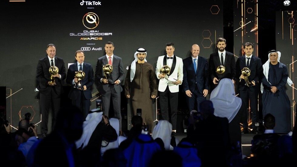 فريق عربي ضمن قائمة الفائزين بجوائز 