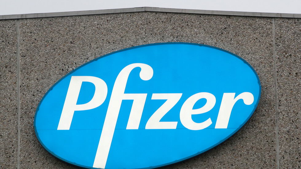 مسؤول إيراني: طهران ستستورد 150 ألف جرعة من لقاح "فايزر"