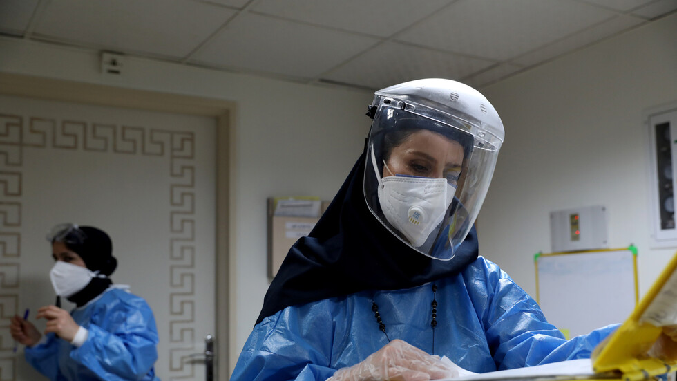 إيران تسجل 6108 إصابات جديدة بكورونا خلال 24 ساعة