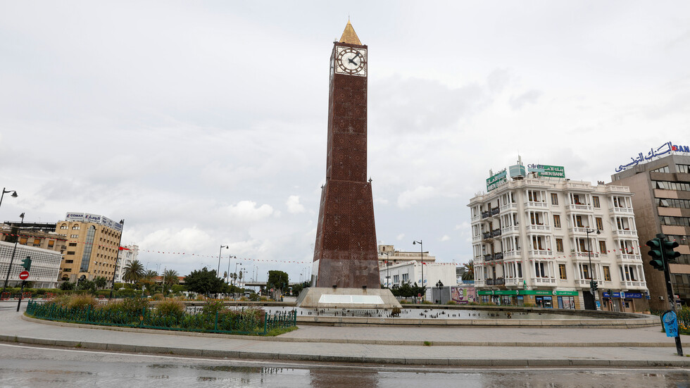رئيس الحكومة التونسي: سنعيد النفايات إلى إيطاليا