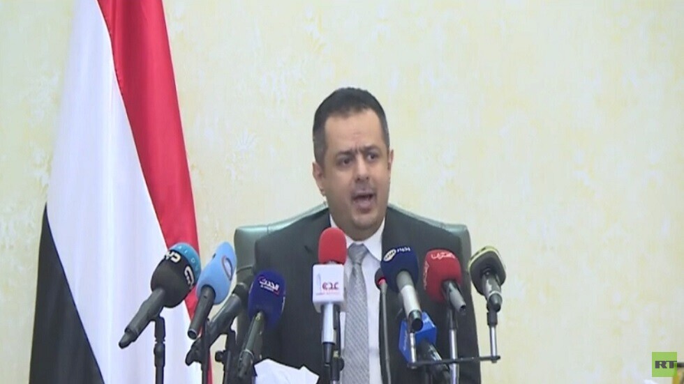 حكومة اليمن تتهم الحوثيين بالتورط بهجوم عدن