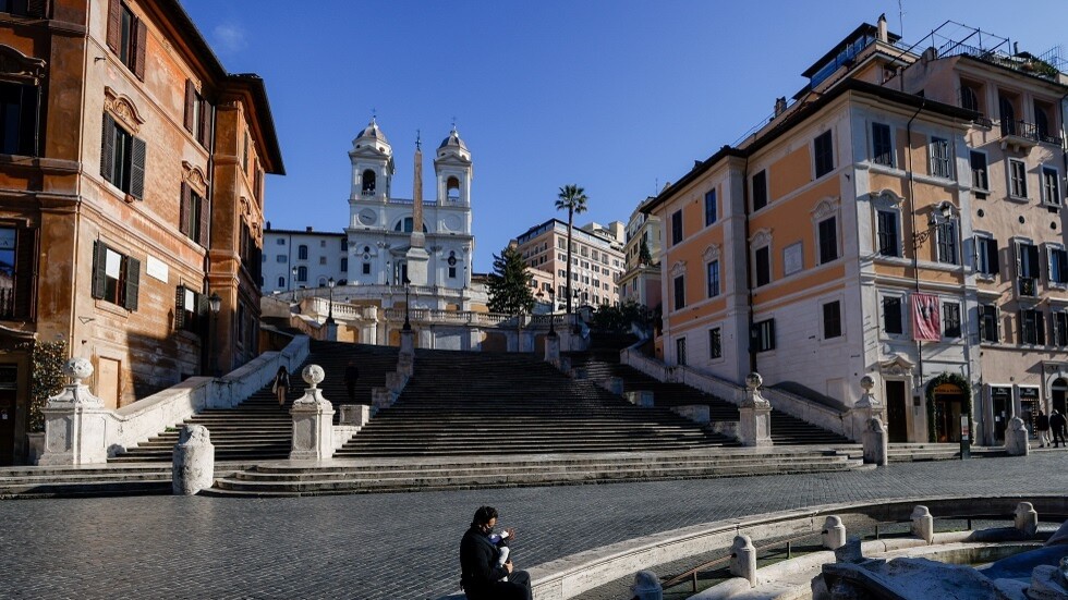الصحة الإيطالية لا تستبعد إعلان مناطق حمراء جديدة في البلاد بعد 7 يناير