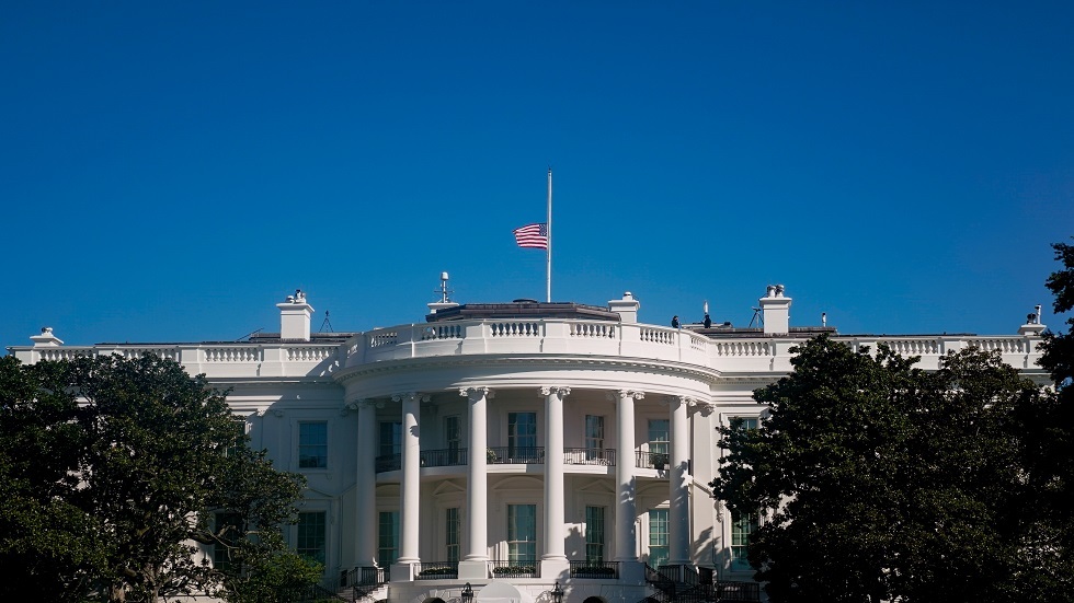 وزارة العدل الأمريكية تحقق في تحويل أموال محتمل إلى البيت الأبيض مقابل إصدار عفو رئاسي