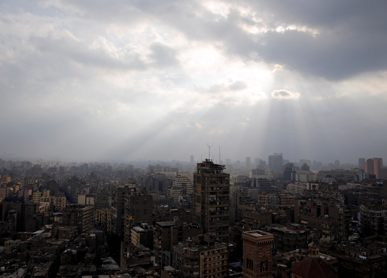 الأرصاد الجوية المصرية تنفي إمكانية غرق بعض المدن خلال الأيام المقبلة