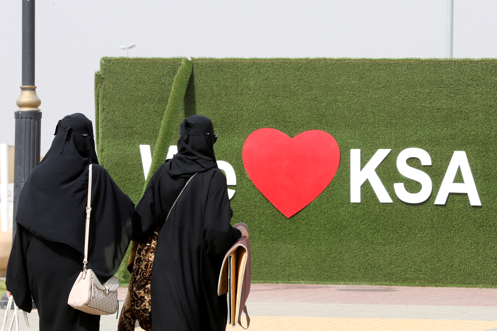 سعودية تدخل موسوعة غينيس للأرقام القياسية (صور)