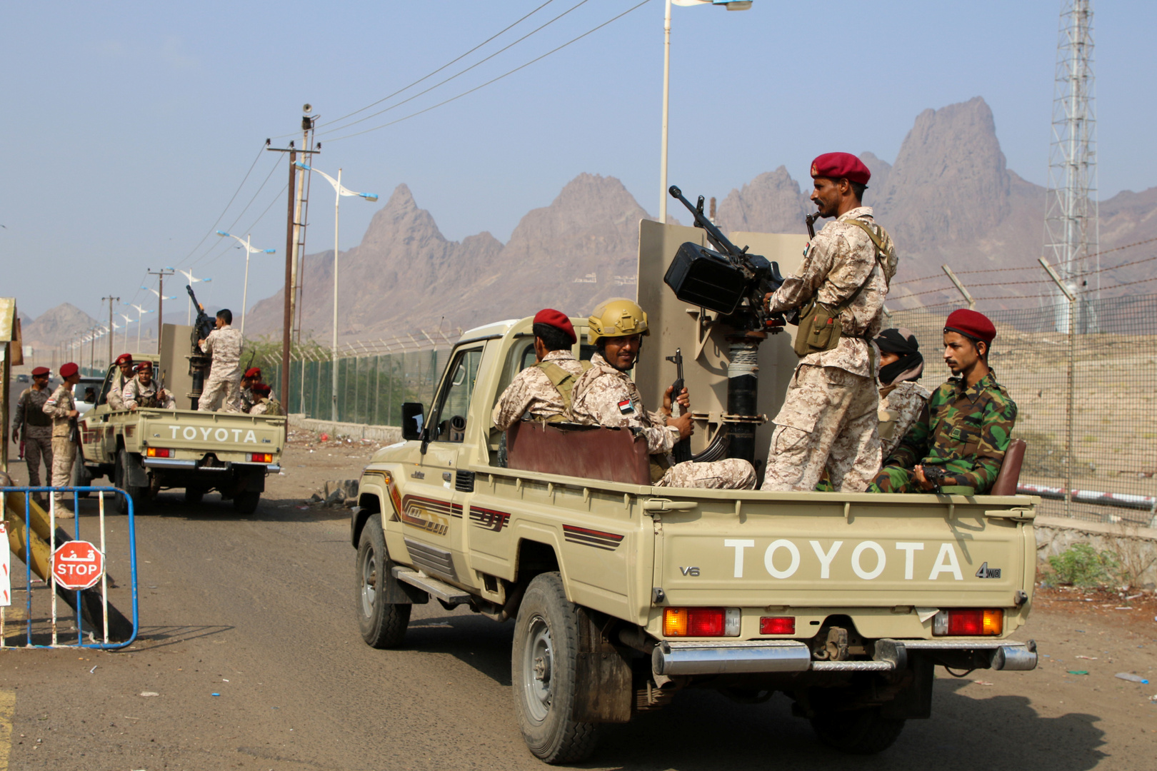 اليمن.. تجدد القصف بين قوات هادي والانتقالي الجنوبي في أبين