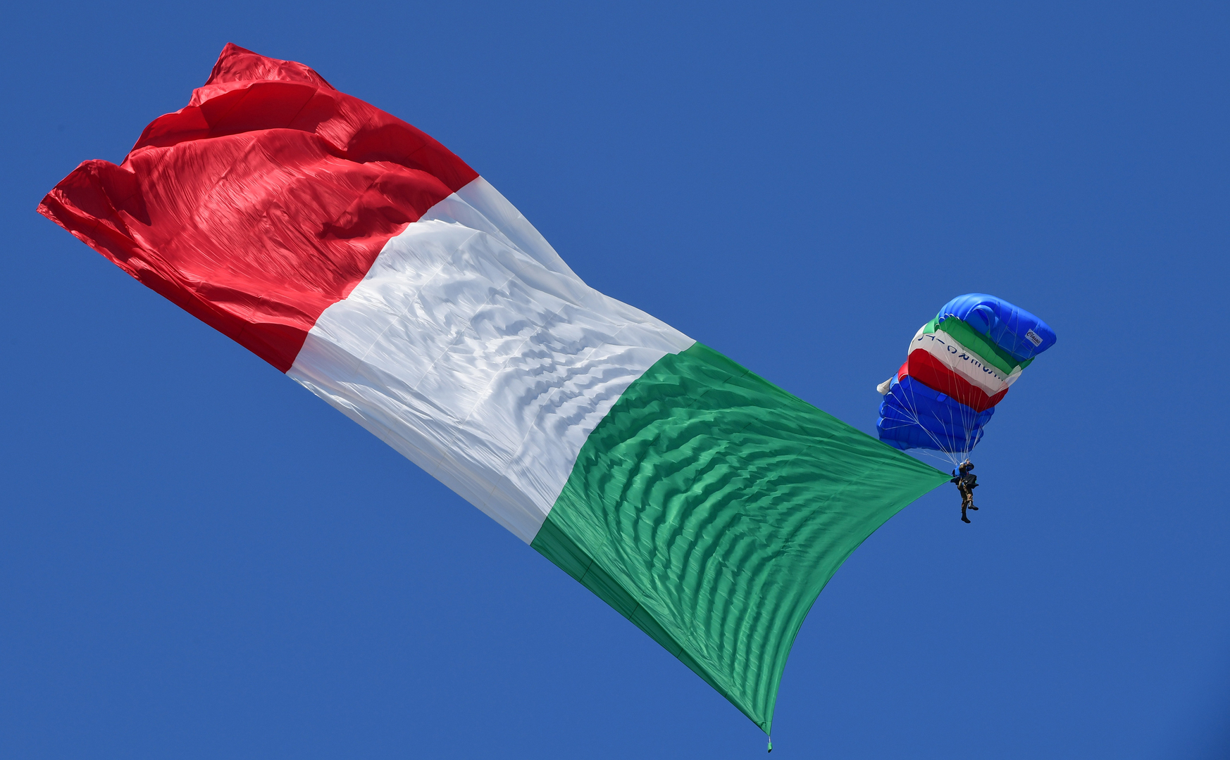سيناتور إيطالي معارض: لم يعد للبلاد حساب على المستوى الدولي بسبب هذه الحكومة