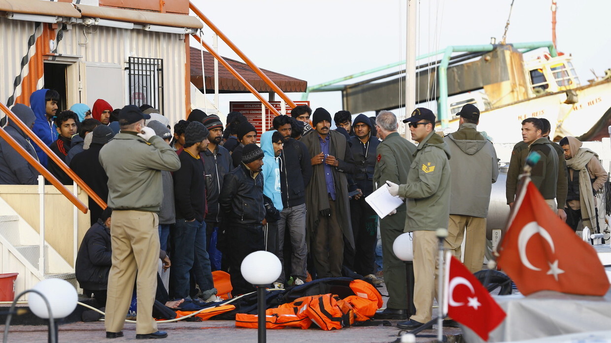 الأمن التركي يضبط 35 مهاجرا غربي البلاد