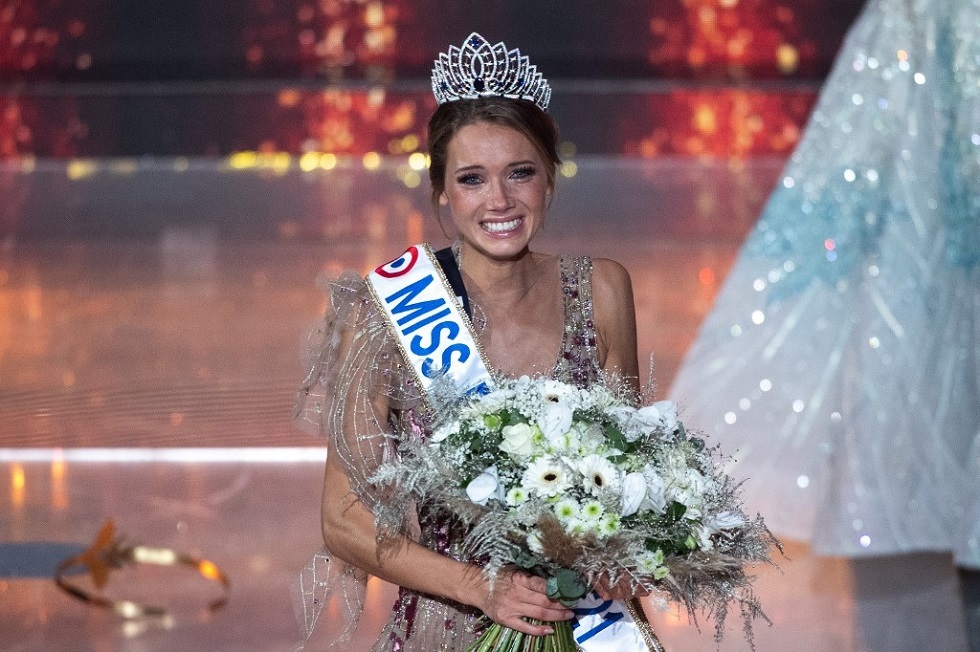 اختيار ملكة جمال فرنسا لسنة 2021 (صور + فيديو)