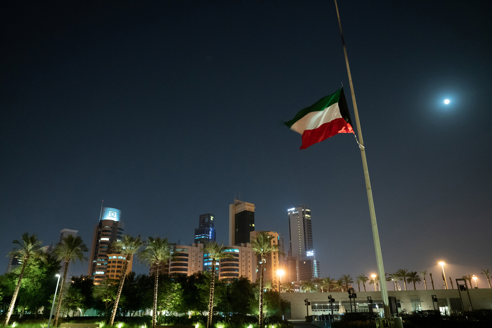 الكويت تعلن استئناف رحلات الطيران اعتبارا من 2 يناير