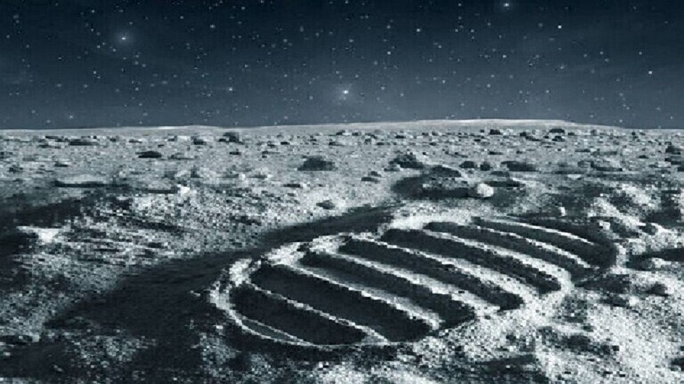 الذكاء الاصطناعي يكتشف آلاف الحفر الجديدة على سطح القمر