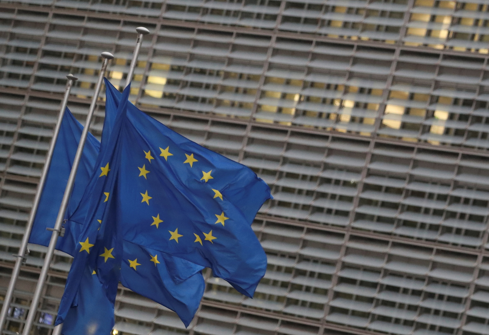 الاتحاد الأوروبي يبدأ يوم الإثنين إجراءات التوقيع على اتفاق ما بعد 
