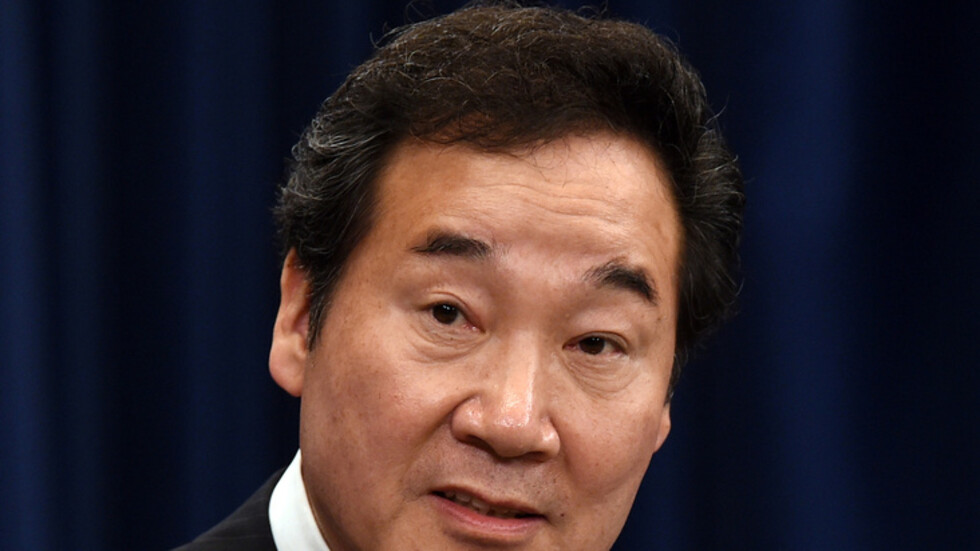 كوريا الجنوبية.. زعيم الحزب الحاكم يطلب العفو عن الرئيسين السابقين المسجونين