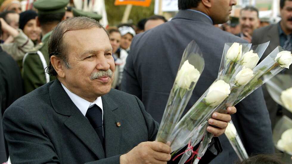 سعيد بوتفليقة: شقيقي الرئيس السابق رهن الإقامة الجبرية